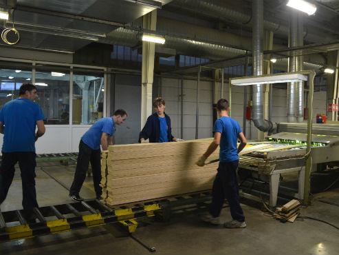 Razvoj liderstva i vještina u industriji namještaja i preradi drveta