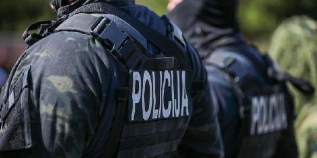 policijski službenik
