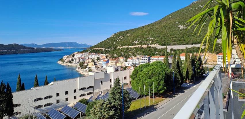 Neum