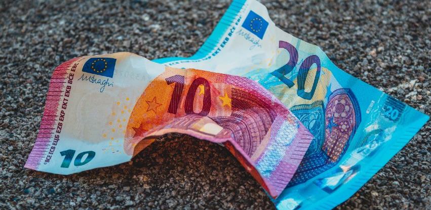 Inflacija u EU u travnju na najvišoj razini u dvije i pol godine