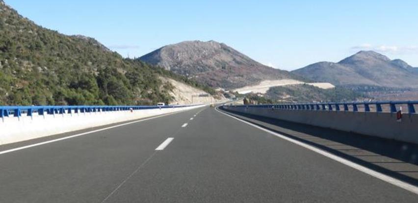 Kapitalni transferi za izgradnju autocesta i brzih cesta nisu planirani u skladu sa Zakonom