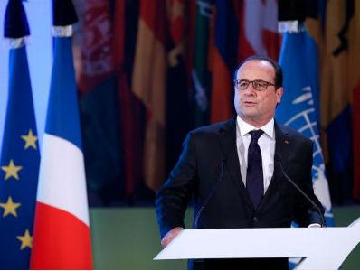 Hollande: Evropi prijete "razjedinjenost i zaborav"