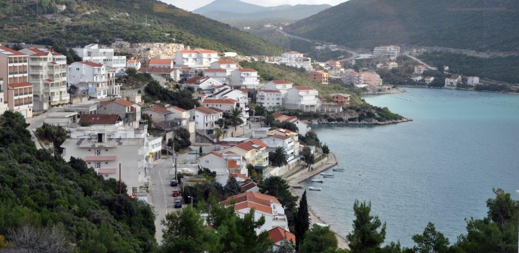 neum