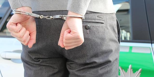 Policija