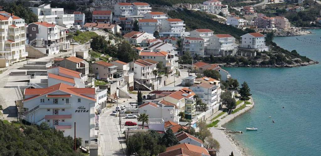 neum