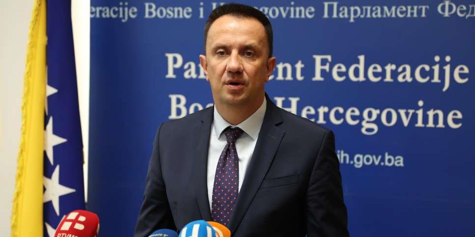 Vedran Lakić
