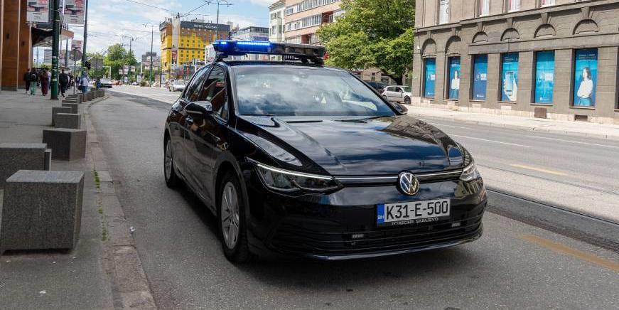 policija