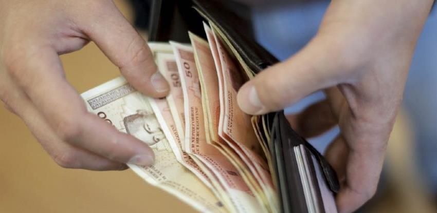 I u BiH prosječna plata prešla granicu od 1.000 KM