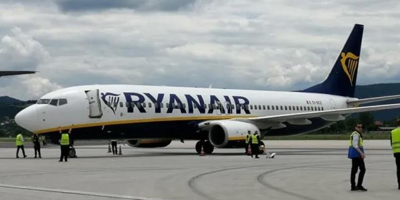 Ryanair 