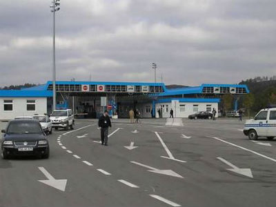 Najveći humanitarni konvoj za BiH još uvijek čeka na granici