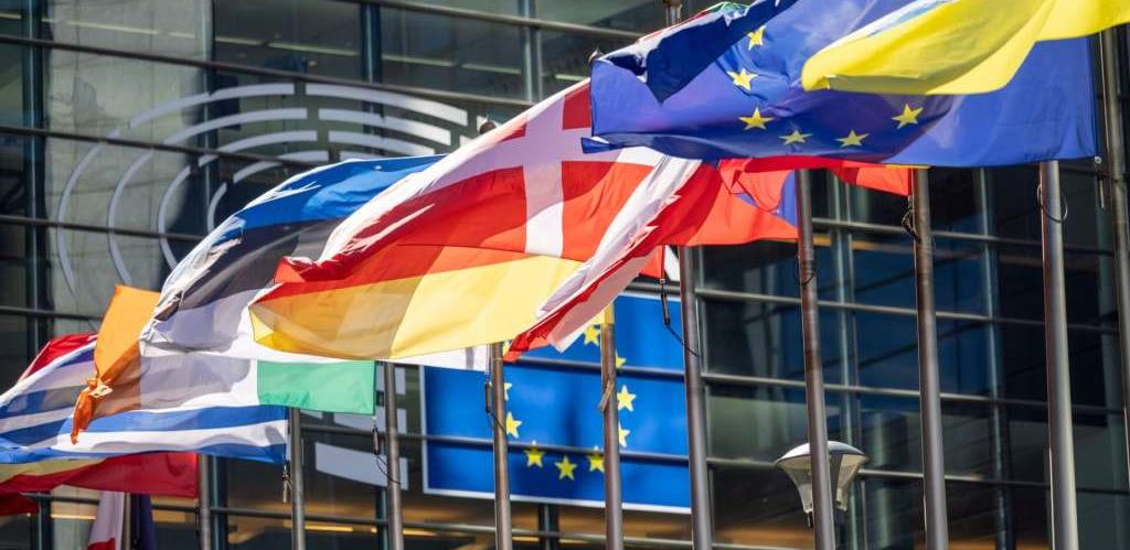 EU