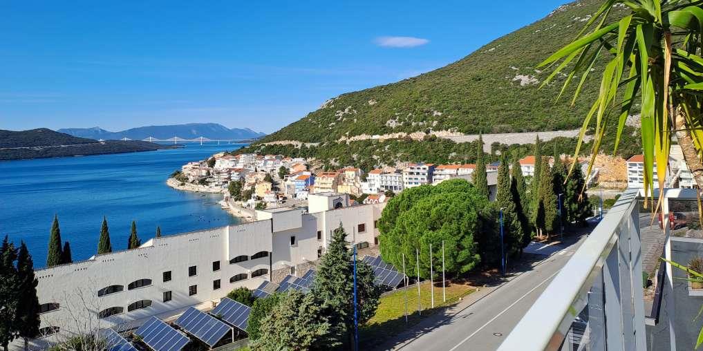 NEUM 