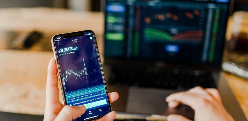 Wall Street oštro pao zbog širenja koronavirusa