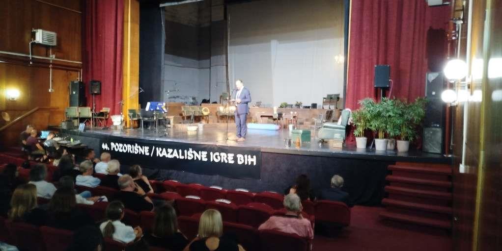 Pozorišne igre 