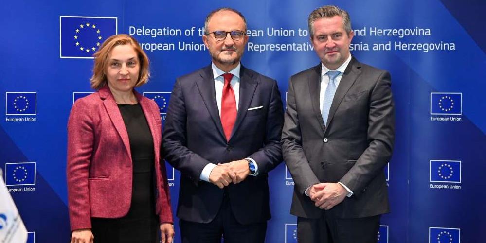 EU