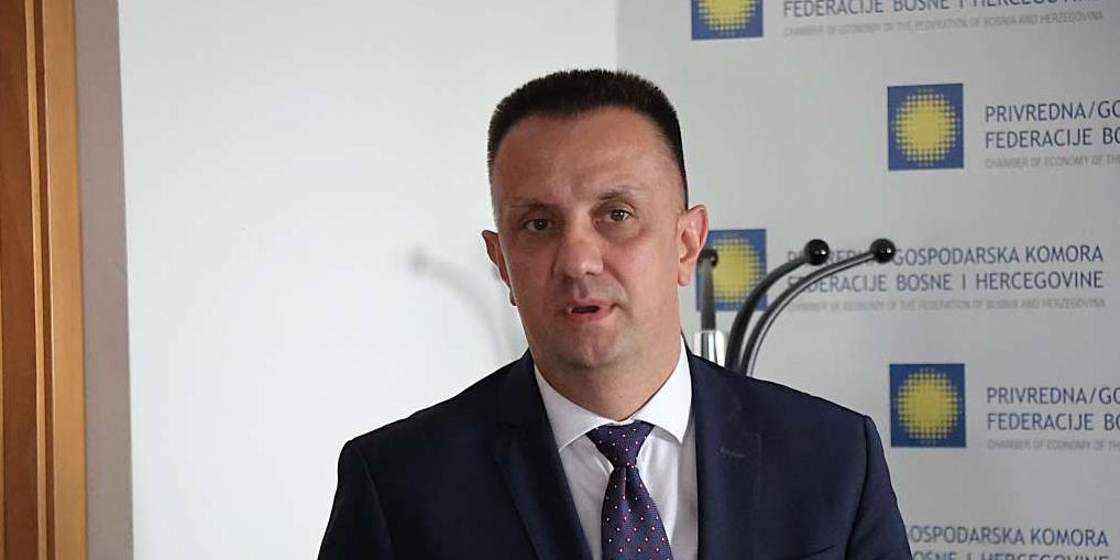 Lakić