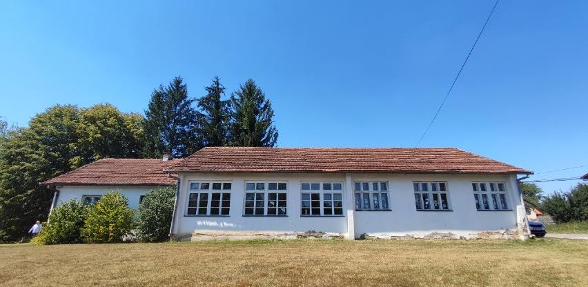 Škola
