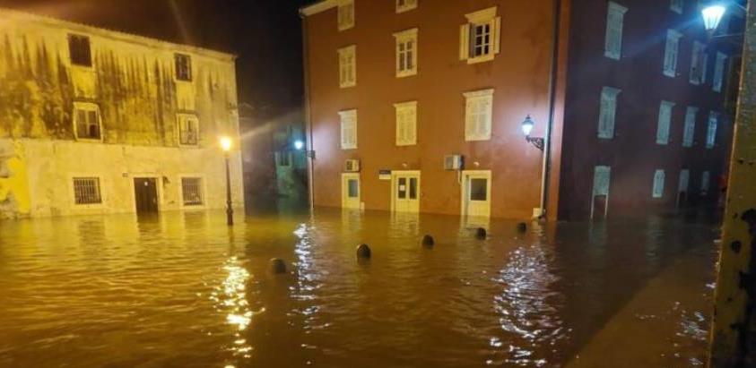 POPLAVE