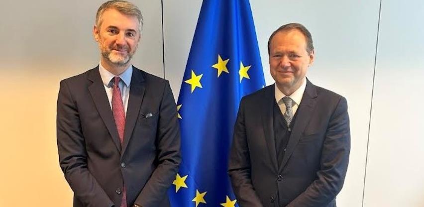 EU