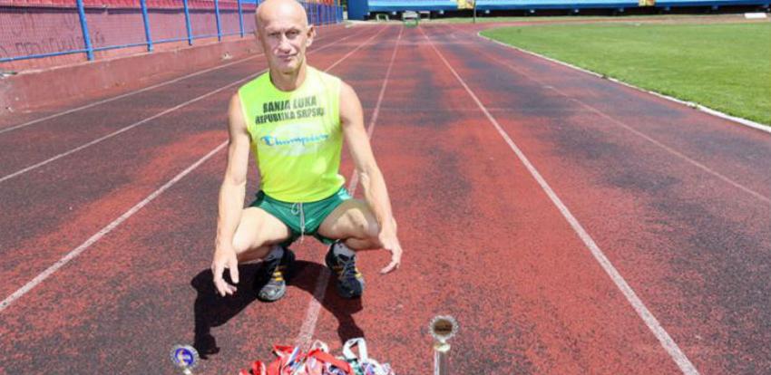 Žaco u šestoj deceniji uspješno "ganja" medalje na maratonu