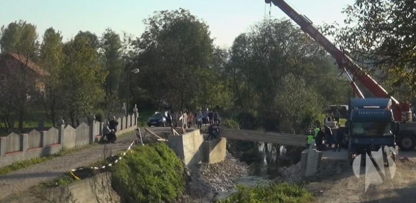 Firma Širbegović donirala betonske elemente za izgradnju mosta u Sprečama
