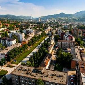 Novi parking, igralište i pješačka staza u Kaknju