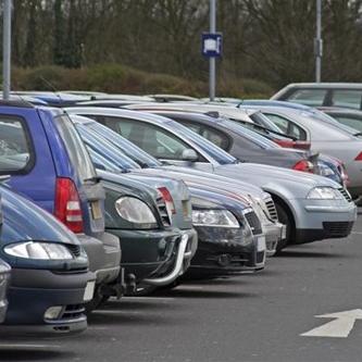 Više vozila nego radnika: 895.425 motornih vozila – 689.270 zaposlenih