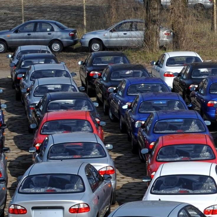 Uvezena vozila vrijedna 570 miliona KM