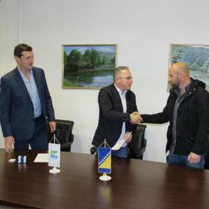 Udruženje za razvoj sporta Bosanska Krupa pravi sportsku balon halu