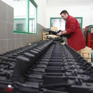 Rast vanjskotrgovinskog prometa oružja i vojne opreme