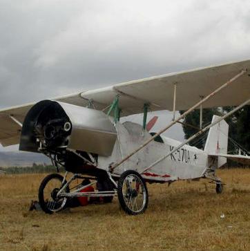 Nije mu se dalo voziti do posla pa je napravio avion