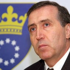 Fikret Plevljak, premijer Zeničko-dobojskog kantona - Magistar tehničkih nauka