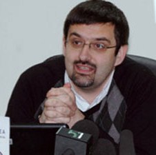 Siniša Macan, direktor Agencije za identifikaciona dokumenta, evidenciju i razmjenu podataka BiH - U službi države