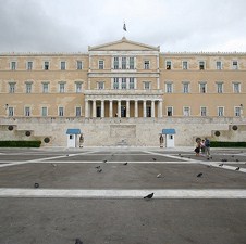 Grčki parlament usvojio novi paket s mjerama štednje