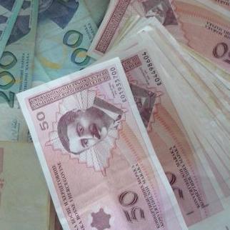 Svaki građanin u RS banci duguje 1.782 KM