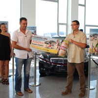 Nagradna igra Ožujskog piva: Sretnom dobitniku uručen Mercedes Benz E-klasa