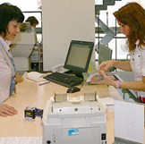 Tajni kupci u regionalnom lovu na osmehe - Zaposleni u Srbiji se najčešće prvi nasmeju kupcima