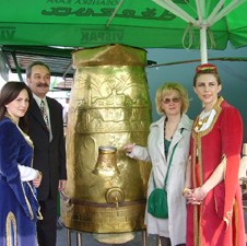 Vispakova džinovska džezva - osam godina od postavljanja Ginisovog rekorda