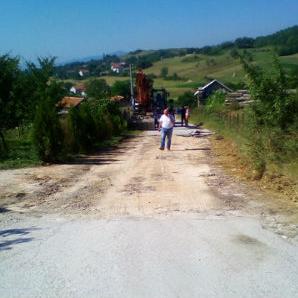 Počeli radovi na sanaciji puta Alagići - Crnač