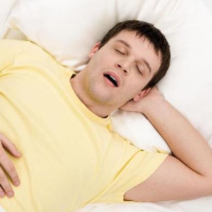 Muškarci pred važan sastanak spavajte sami