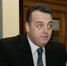 Faris Gavrankapetanović, direktor Zavoda zdravstvenog osiguranja KS - Poznati hirurg