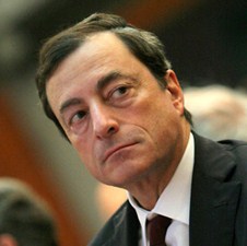 Draghi ustrajan: ECB mora nadzirati sve banke u eurozoni