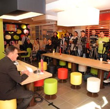 Predstavnici medija među prvim probali McDonald's proizvode