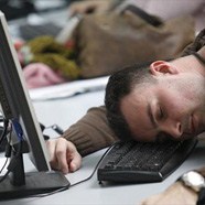 Patite li i vi od nove bolesti - društvenog jet laga?