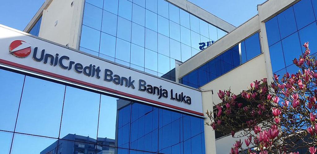 UniCredit