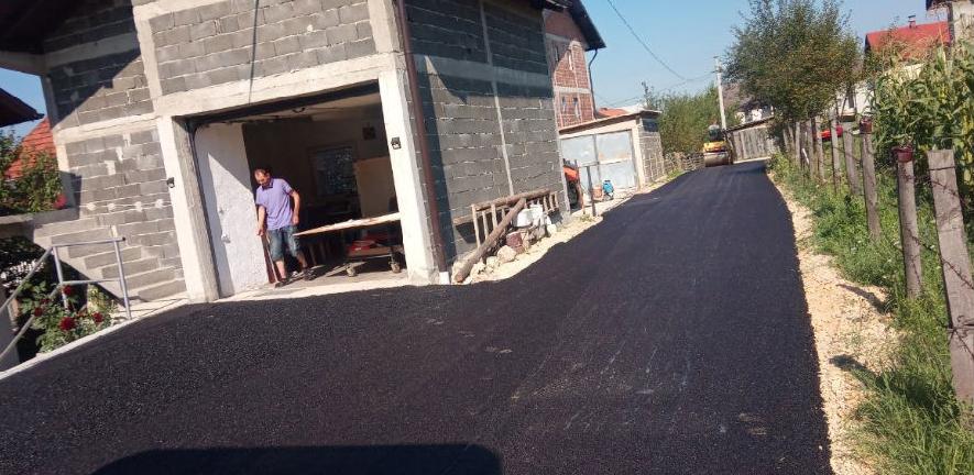 Asfaltirano novih 140 metara puta u naselju Vratuša