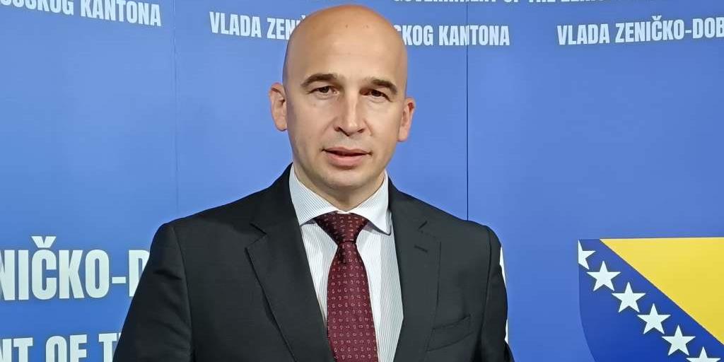 vlada zdk