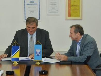 Rekonstrukcija saobraćajnica u ulici Paromlinska i Ćamila Sijarića