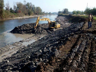 U toku radovi na sanaciji obale rijeke Usore