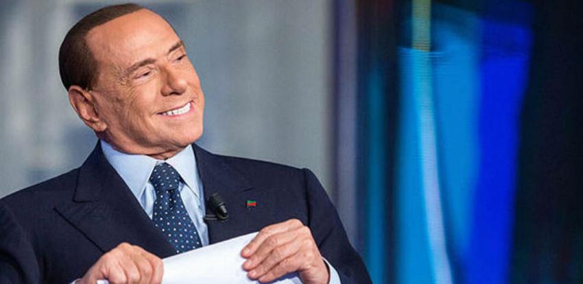 Berlusconi: Novu italijansku vladu mora predvoditi desni centar